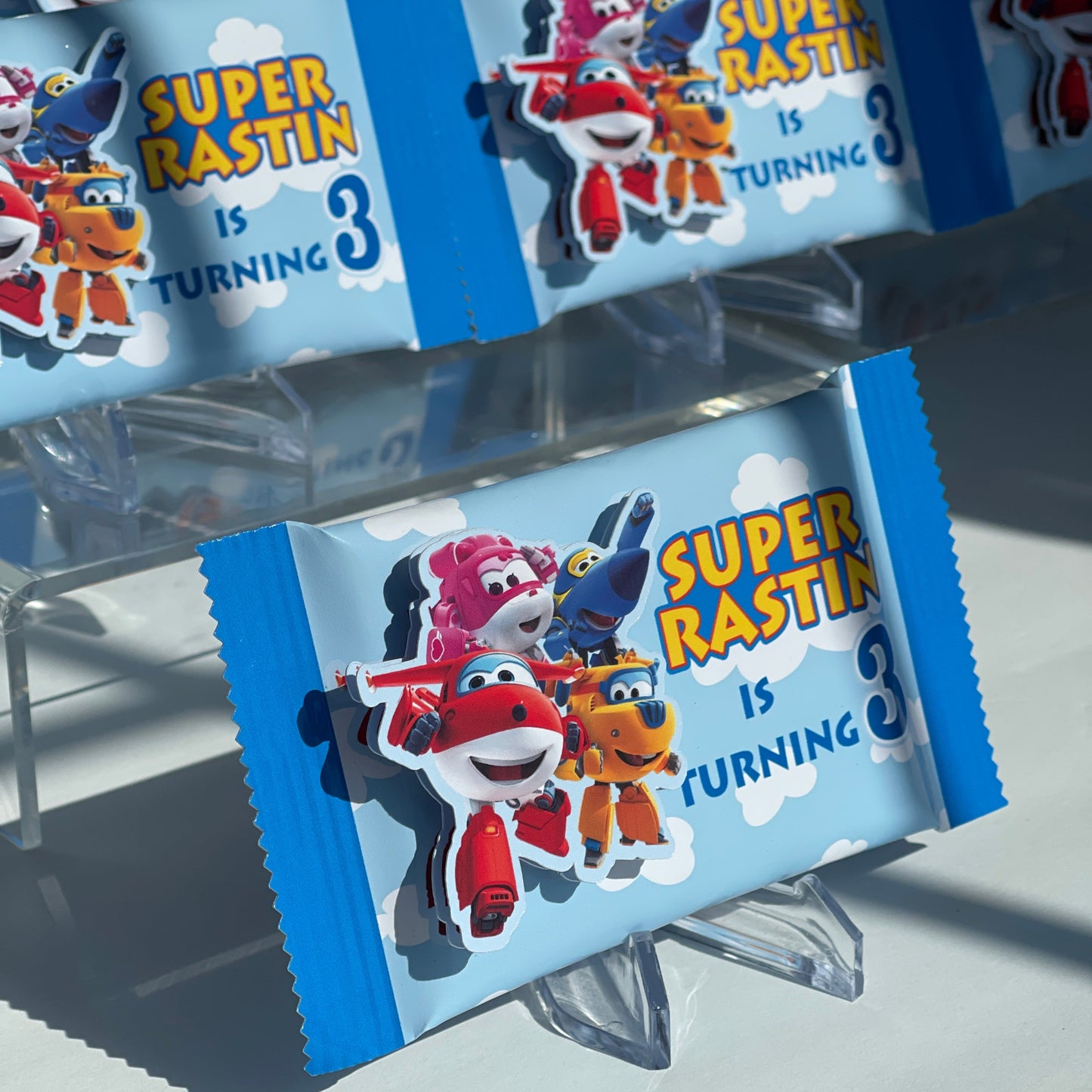 Super Wings Kitkat