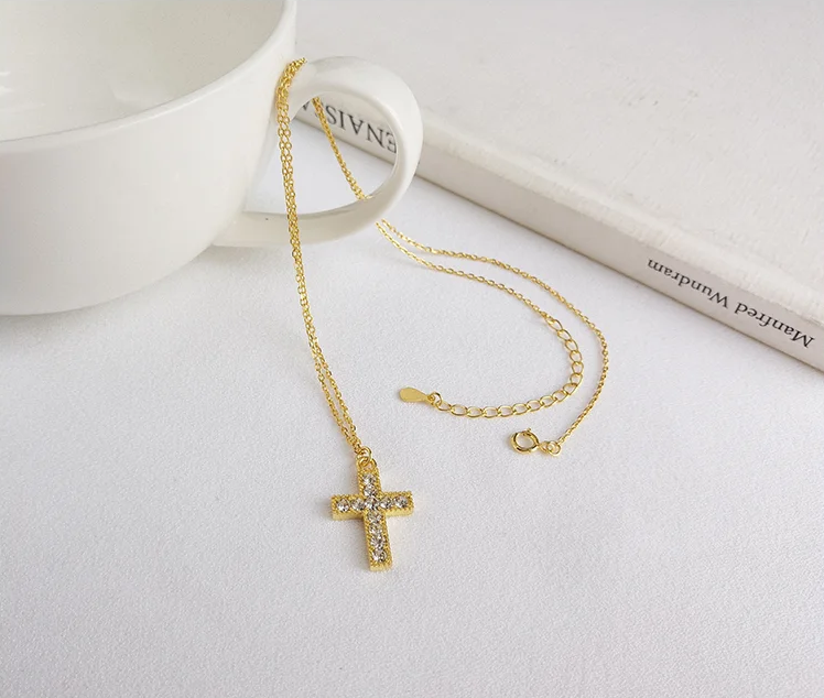 Cross Pendant Necklace