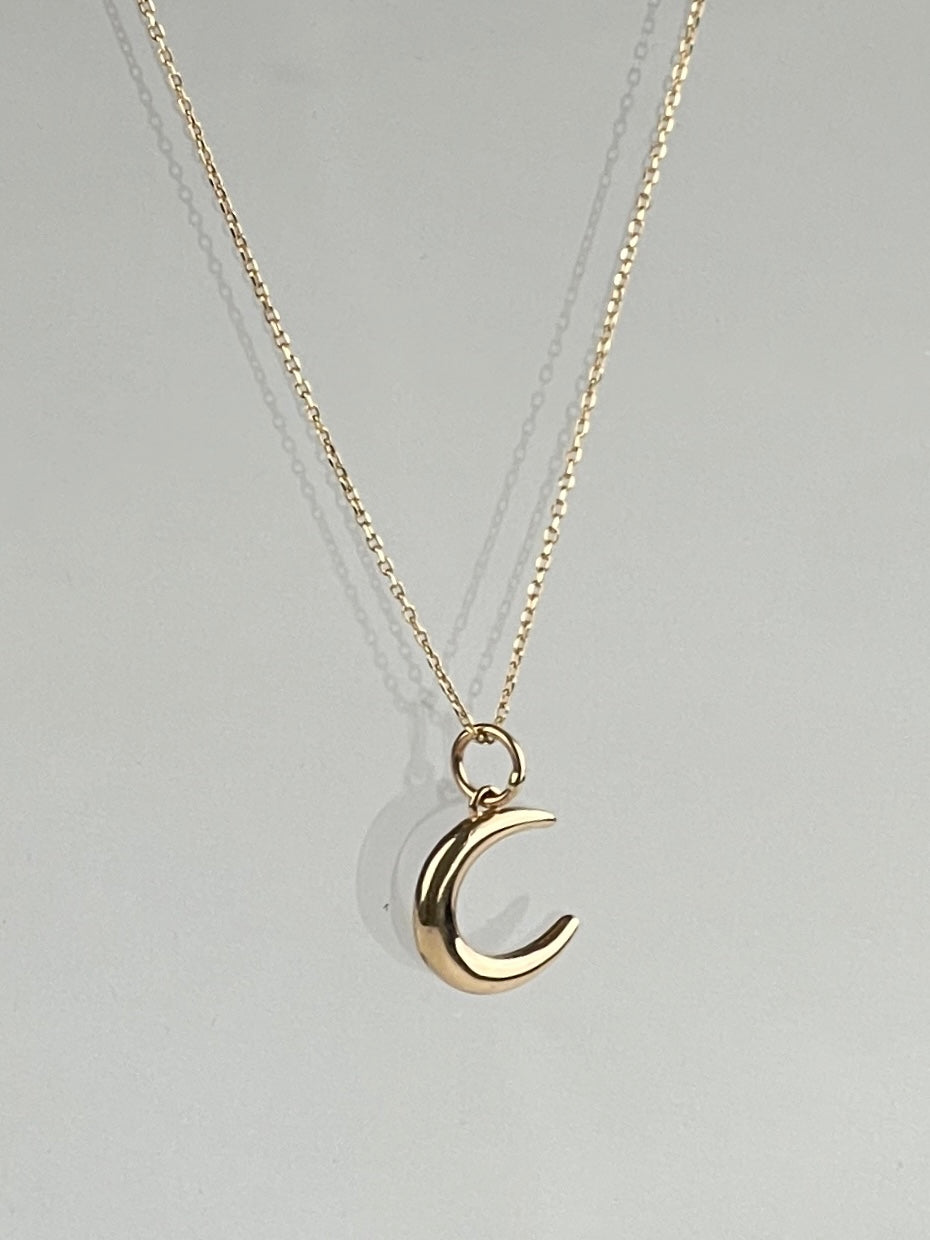 Moon Necklace (18K Solid Gold)