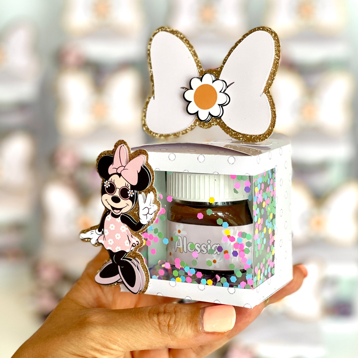 Minnie Mouse Groovy Nutella shaker box