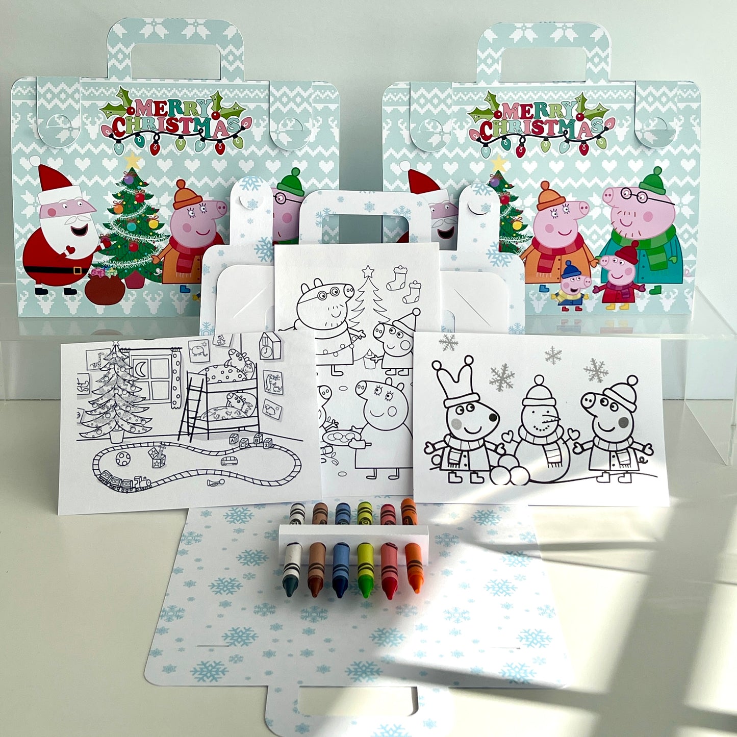 Christmas Colouring Suitcase Peppa pig (Green)