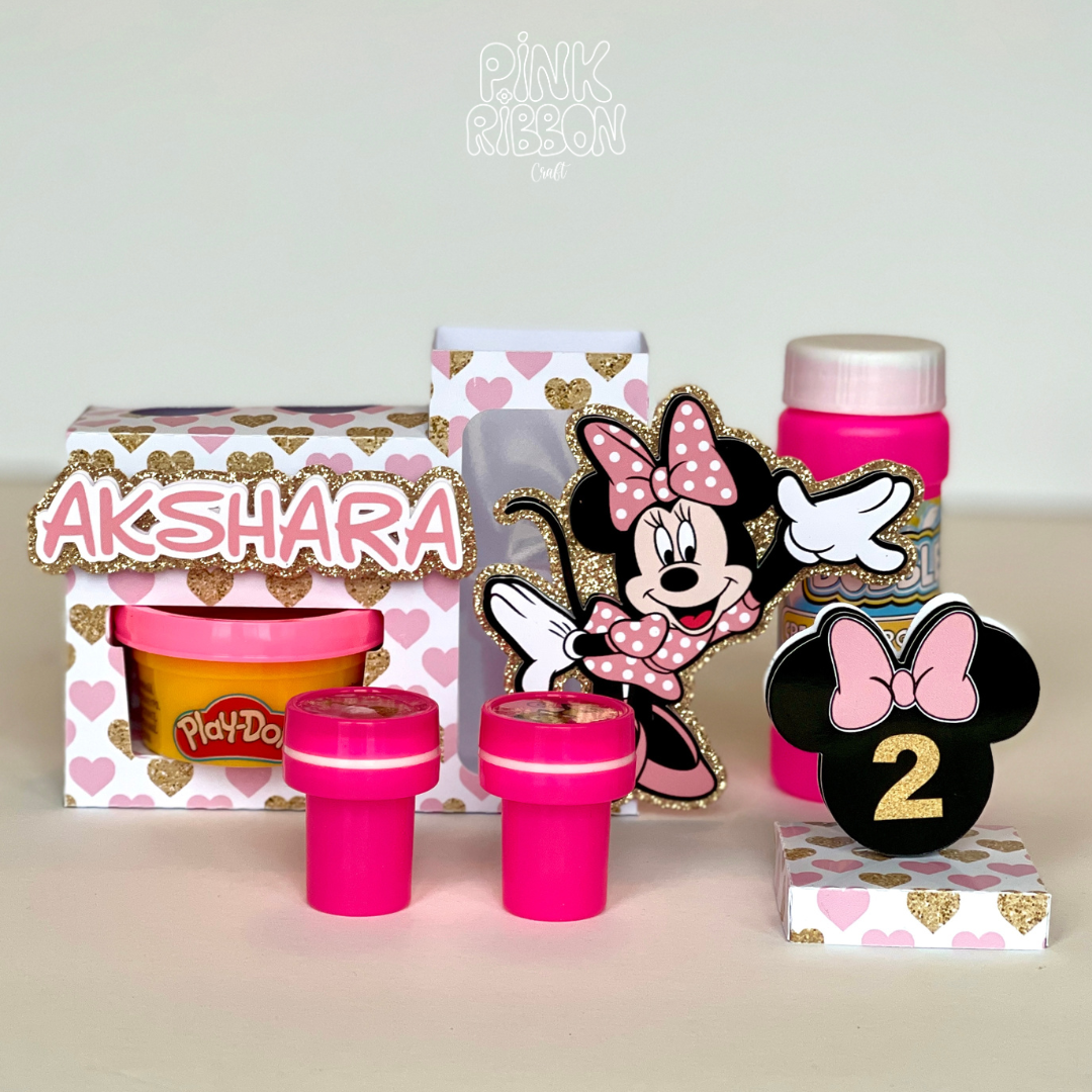 Minnie Mouse Activity Box