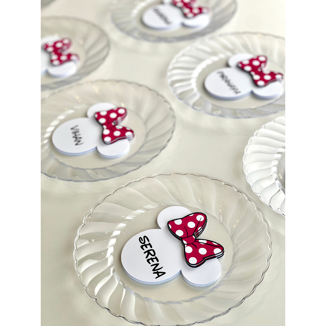 Minnie Mouse Name Tag Table Setting